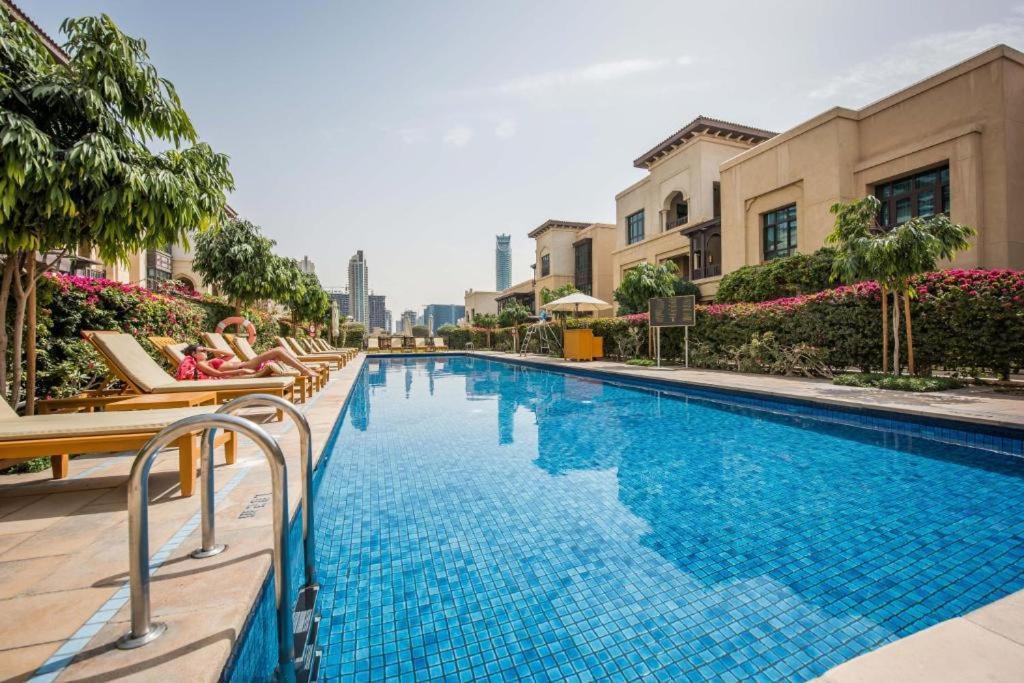 دبي Bnbmehomes - Traditional Meets Modern In Downtown - 5041 المظهر الخارجي الصورة